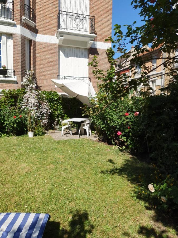 La Romantique Paris Exterior photo