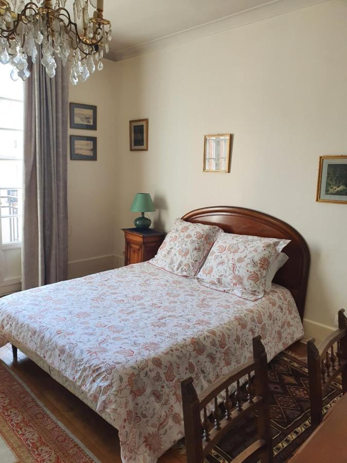 La Romantique Paris Exterior photo